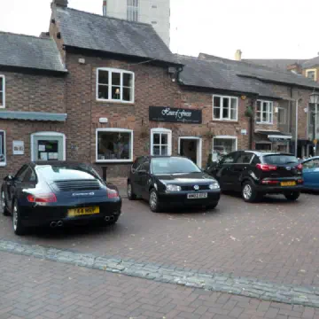 Goose Green, Altrincham